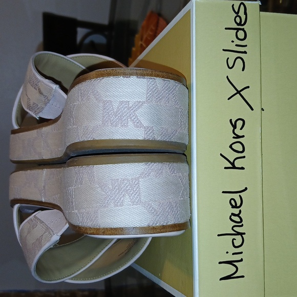 Michael Kors Wedge Slides - Picture 4 of 8